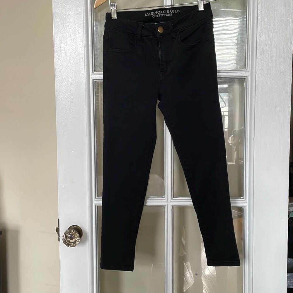 American Eagle outfitters skinny hi rise jegging crop black jeans legging size 2